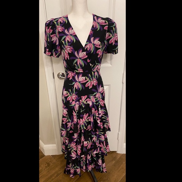 WAYF Chelsea Tiered Ruffle Maxi Dress - Picture 7 of 10